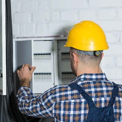Industrial Electrician